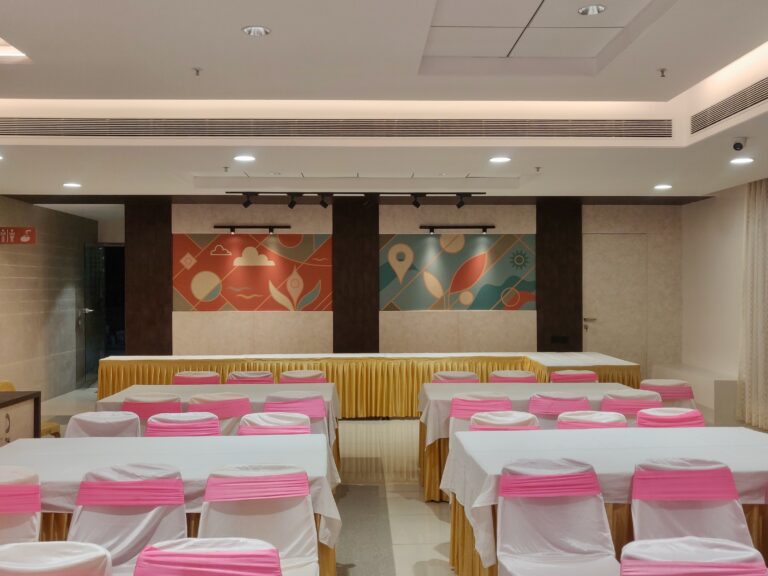 Advait Abstract Paintings 768x576